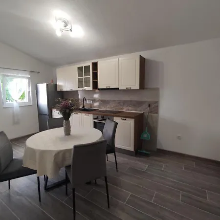 Lesic Zaklopatica * Lastovo