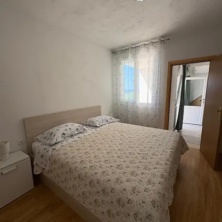 Apartment Lesic Zaklopatica