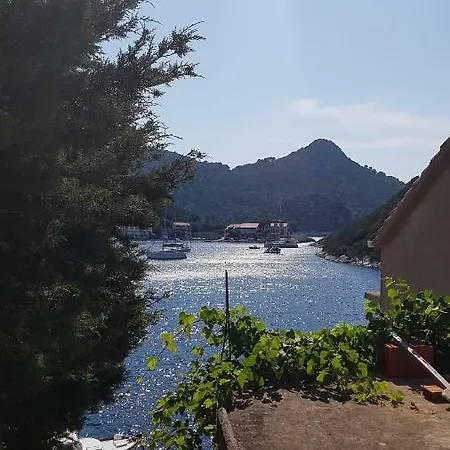 Apartman Lesic Zaklopatica Lastovo